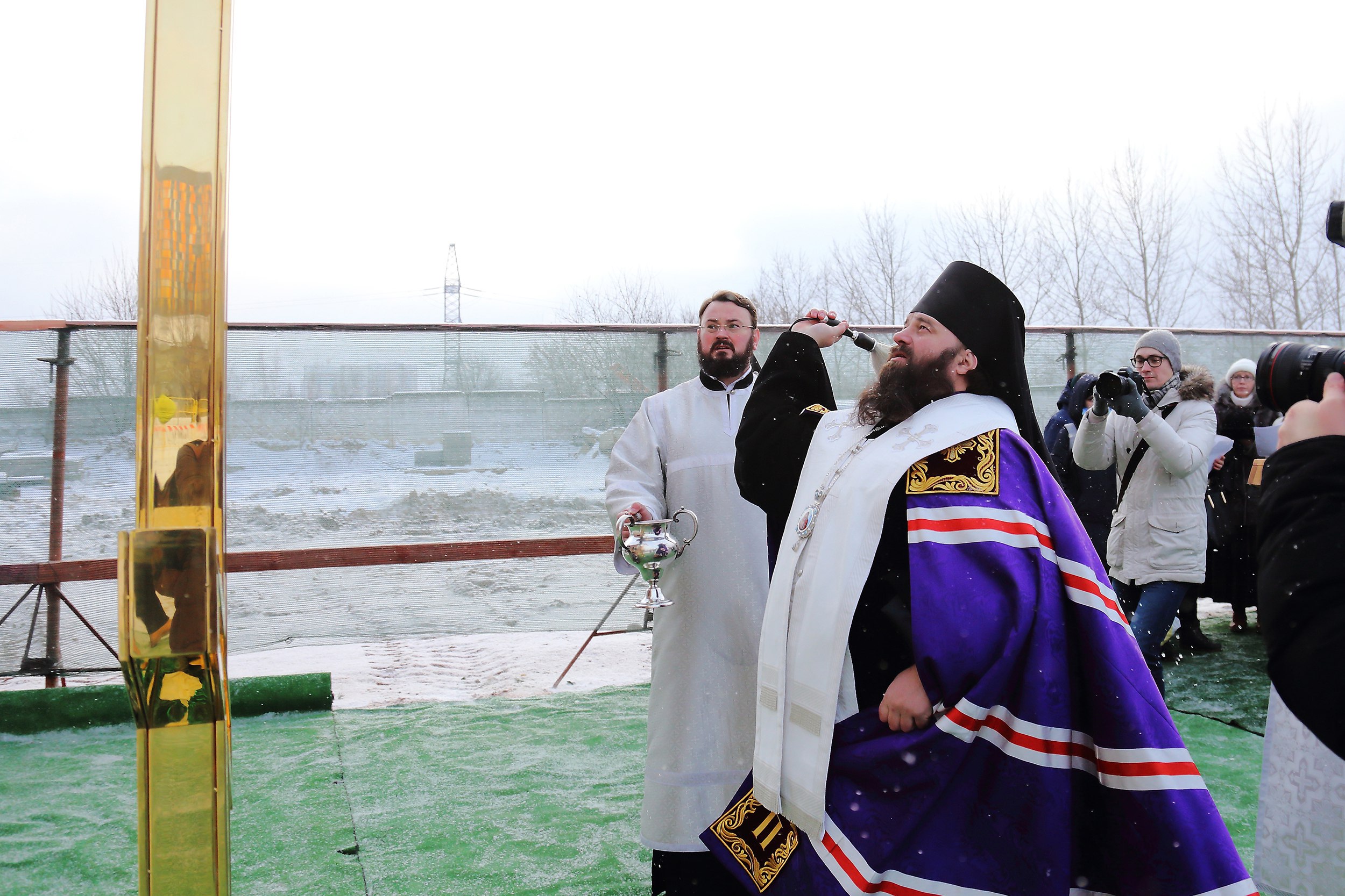 Освящение креста